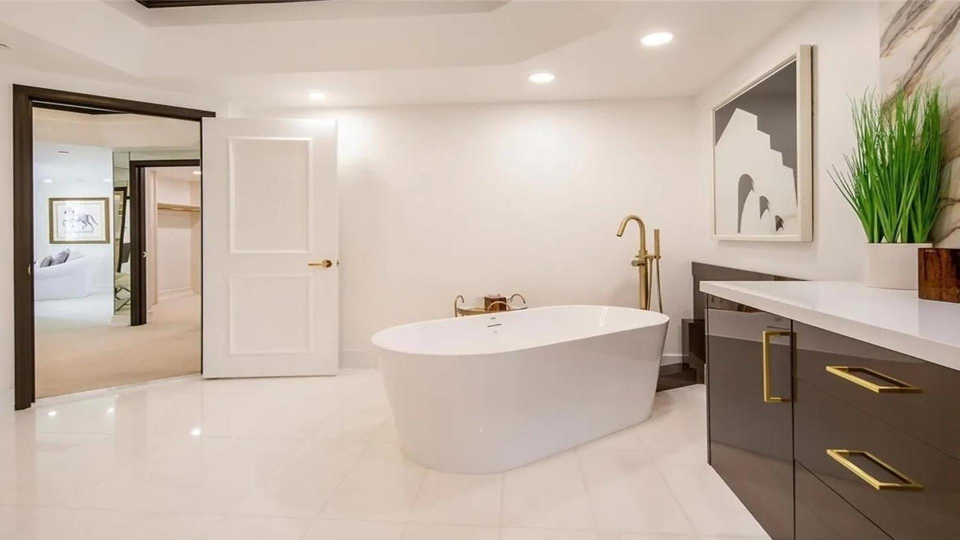Stunning Four Bedroom Fully Professionally Remodeled Apartment Las Vegas Esterno foto