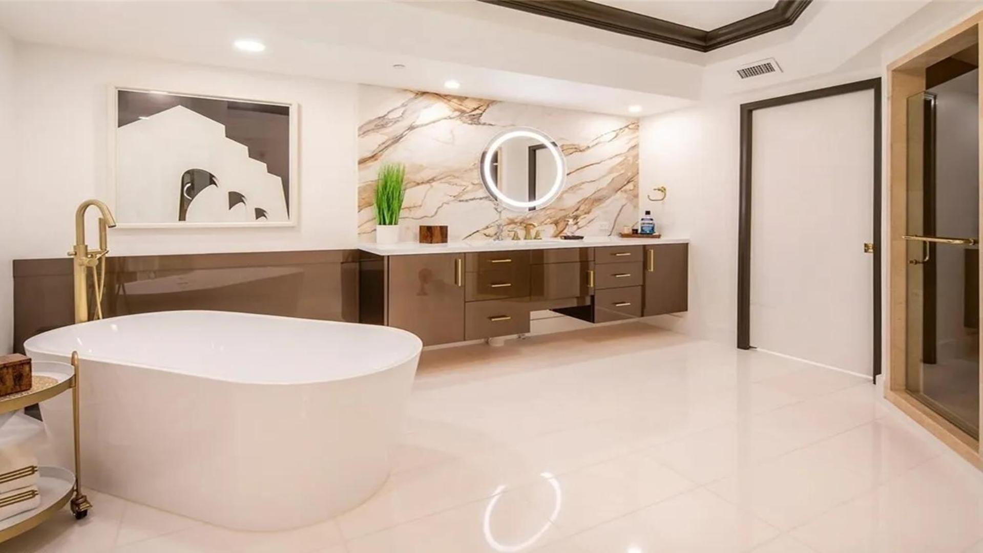 Stunning Four Bedroom Fully Professionally Remodeled Apartment Las Vegas Esterno foto