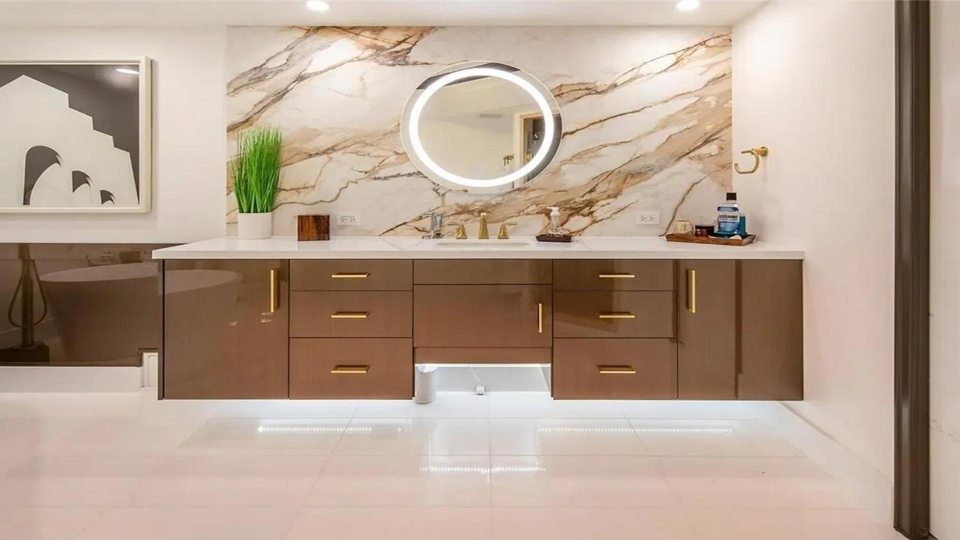 Stunning Four Bedroom Fully Professionally Remodeled Apartment Las Vegas Esterno foto