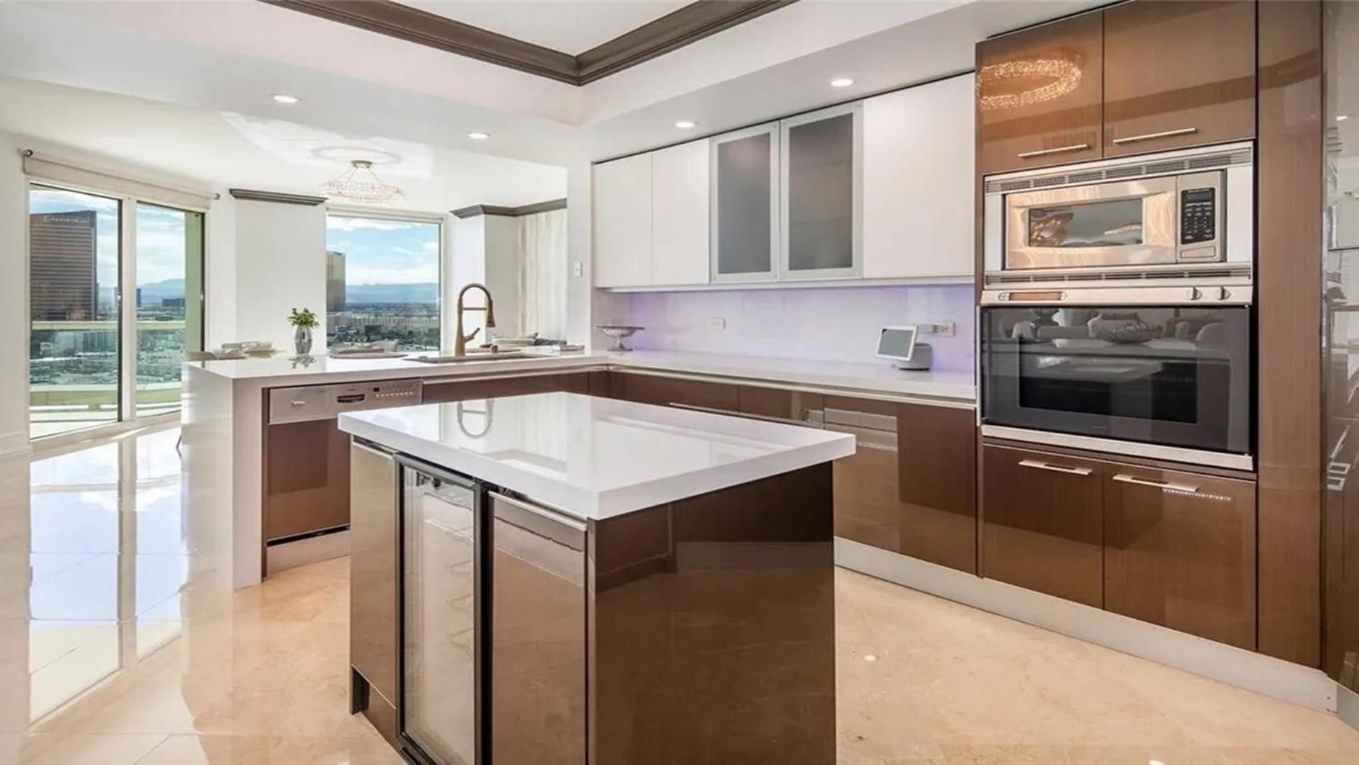 Stunning Four Bedroom Fully Professionally Remodeled Apartment Las Vegas Esterno foto