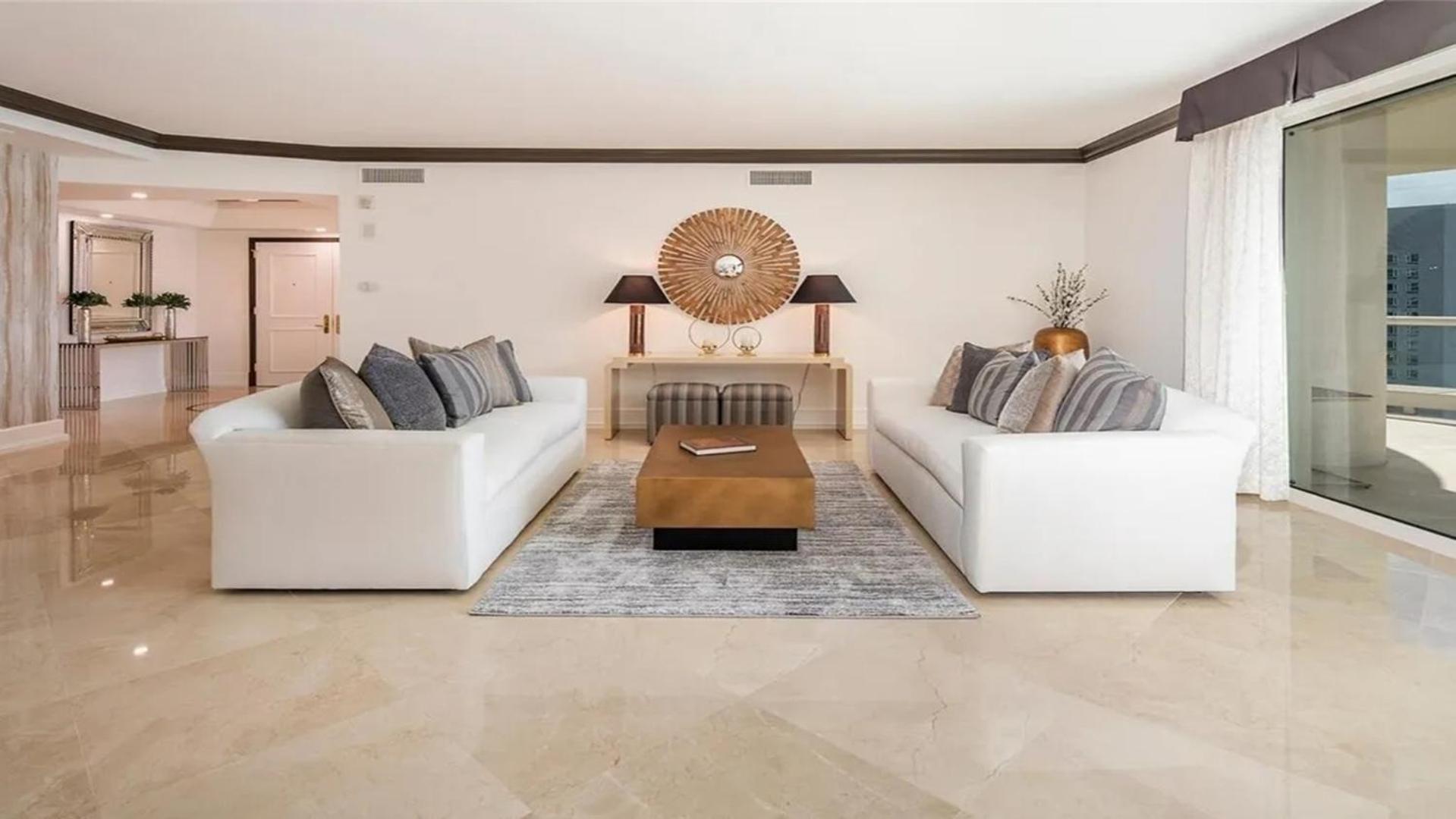 Stunning Four Bedroom Fully Professionally Remodeled Apartment Las Vegas Esterno foto